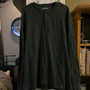 Izod EUC XL Men’s pullover style sweatshirt